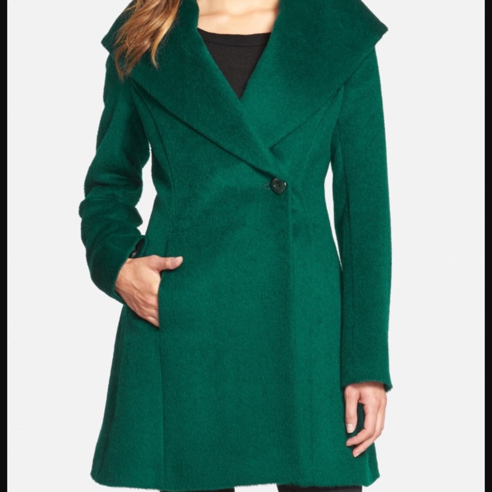 Trina Turk like new, pristine condition darkgreen Wool Alpaca blend coat 10p